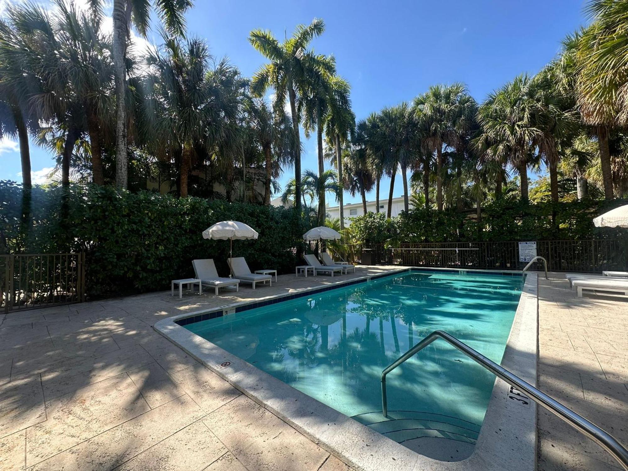 Miami River Inn By Renzzi الغرفة الصورة